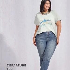 NWOT M CAbi Departure Tee White Graphic Tee with Blue Design